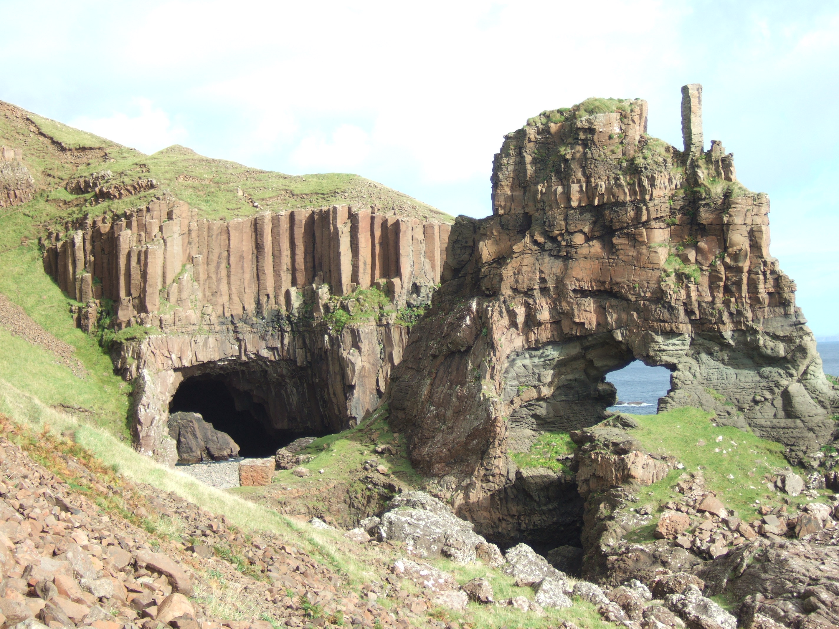 Columnar Basalt is an incredible geological feature to behold and, if you visit the Isle of Mull, you can! Get the best sights with our guide...