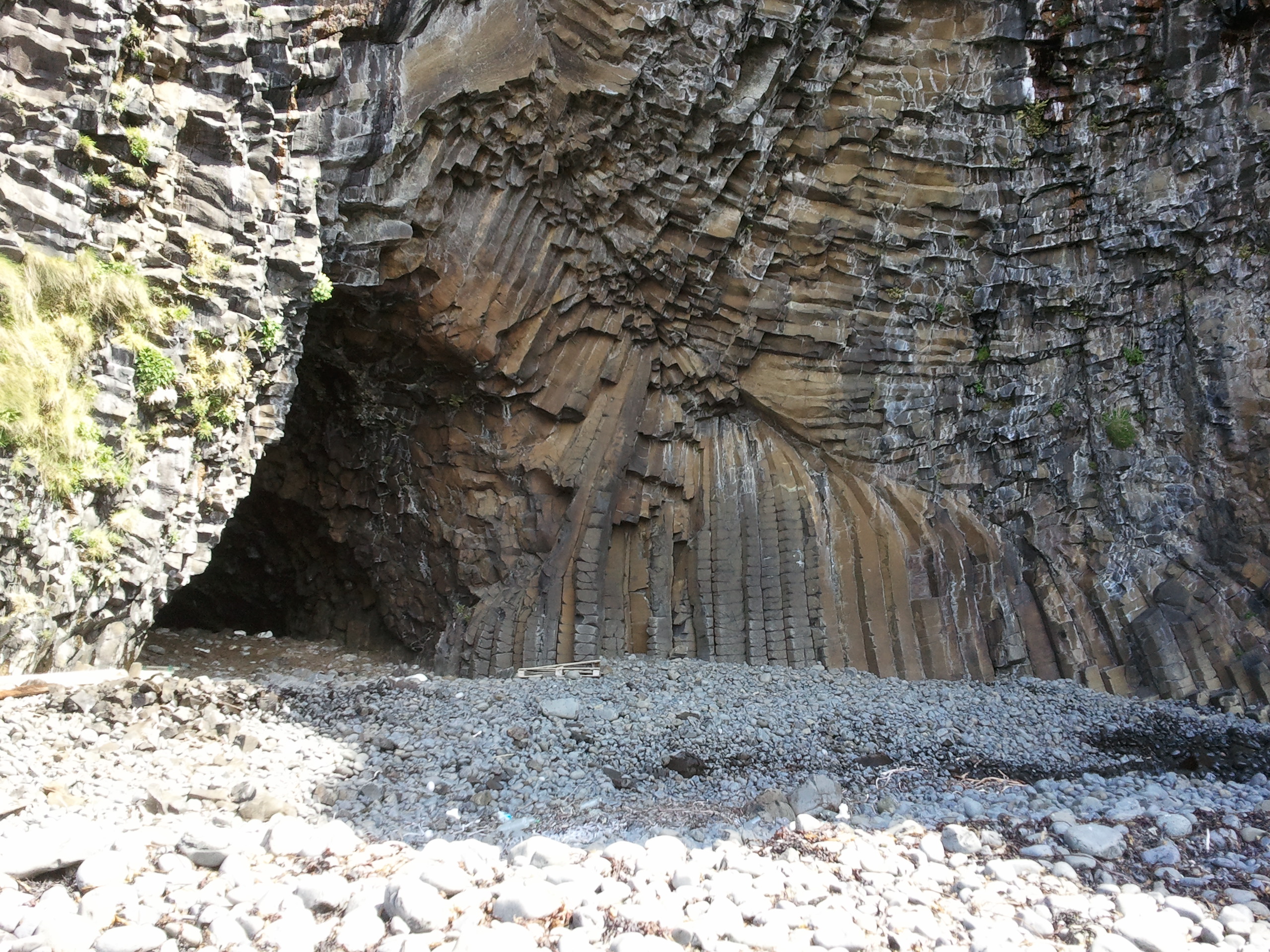 Columnar Basalt is an incredible geological feature to behold and, if you visit the Isle of Mull, you can! Get the best sights with our guide...