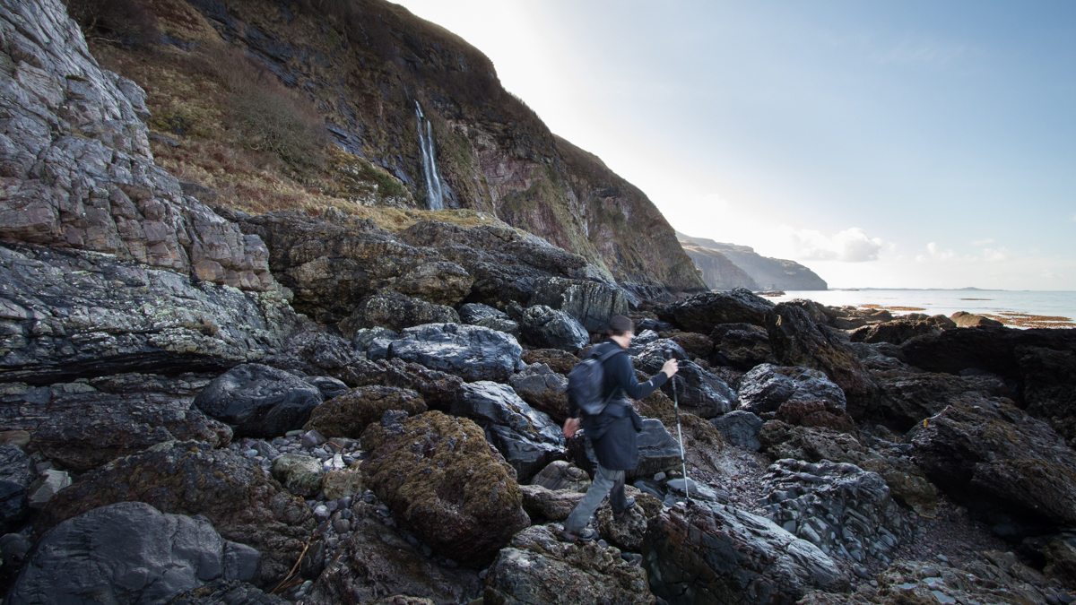 Walking to MacKinnon's Cave