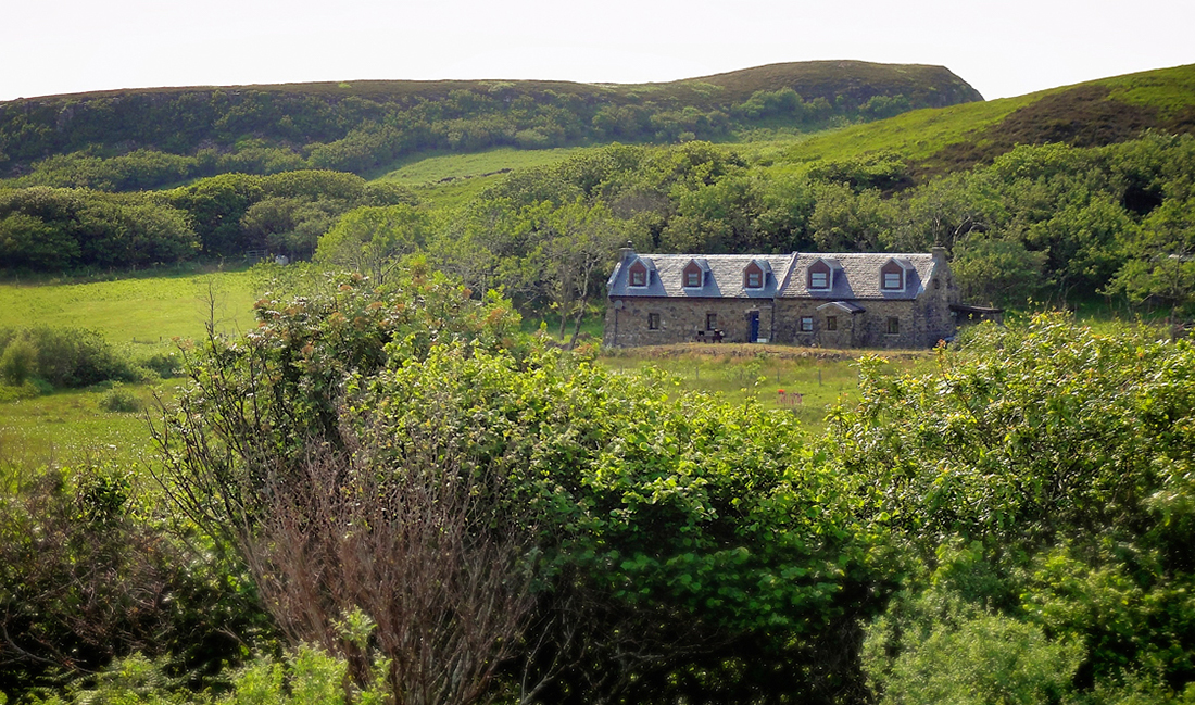 Two of the Isle of Mull's biggest attractions are the scenery and the wildlife, so make the most of both by booking one of these remote holiday cottages