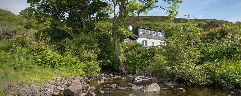 Autumn on Mull can be spectacular, from its starry, dark skies to the changing colours of the landscape and the wildlife waiting to be discovered...