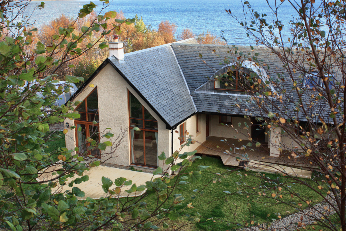 If you're planning a birdwatching or nature-inspired trip, find out about our best cottages for wildlife on Mull, with wild views from the window!