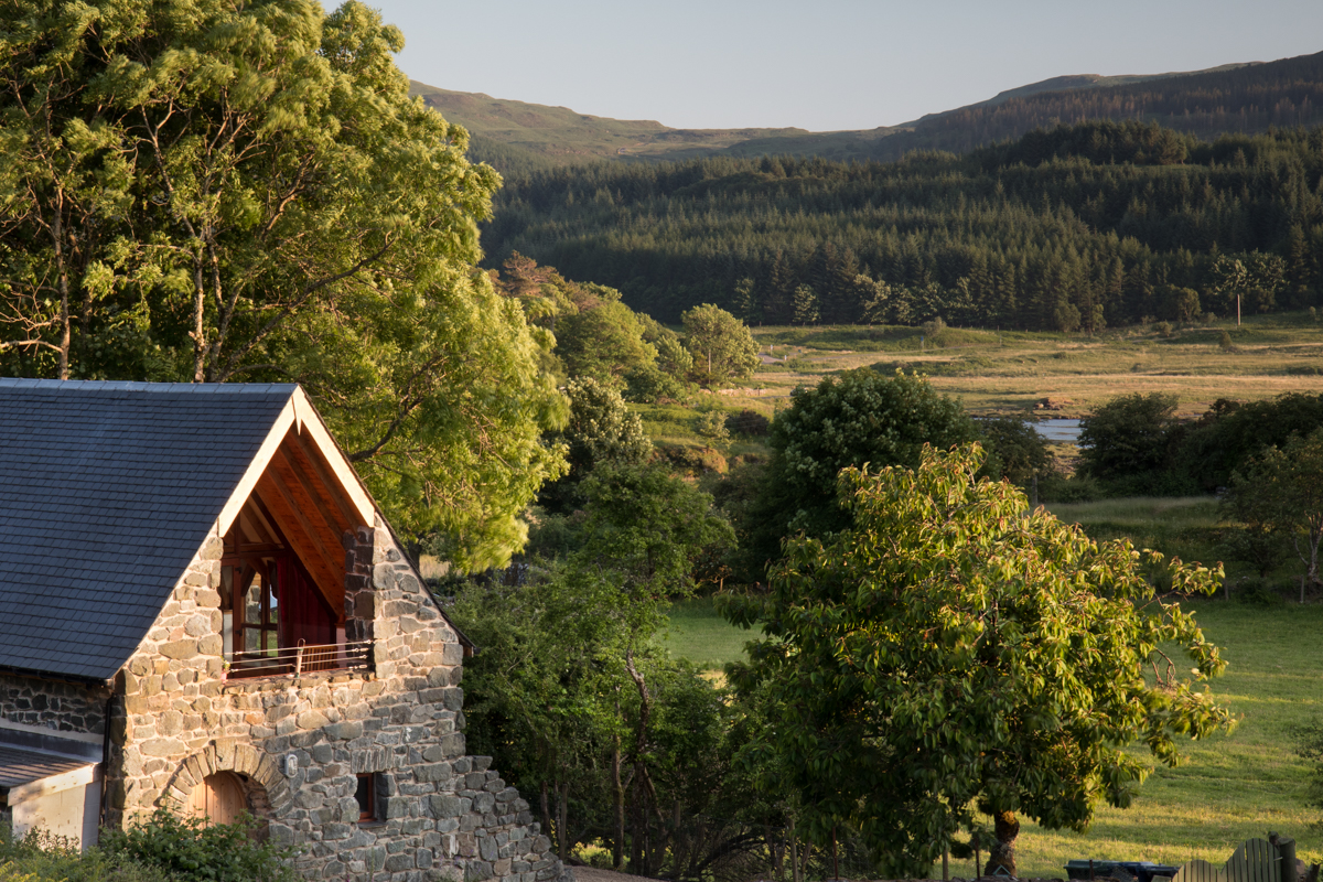 Discover nine of the most unique Isle of Mull holiday houses for special occasions, whether a large family gathering or luxury couple's retreat for two.