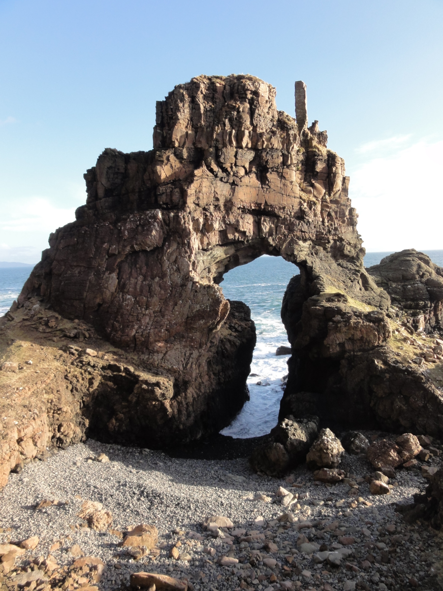 Second arch at Carsaig Arches, a challenging hike on Mull
