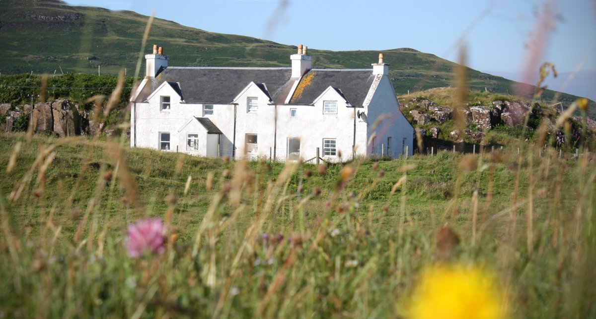 Ardchrishnish. Large Holiday Cottage on the Isle of Mull.