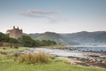 The coastal walk from Lochbuie village to Moy Castle ruin