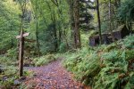 Footpath marker in Mull's Aros Park