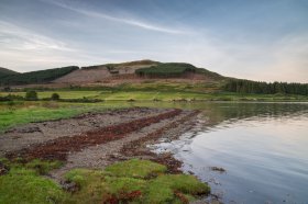 Pebble beach near Tiroran