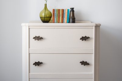 Lovely vintage furniture in the cottage