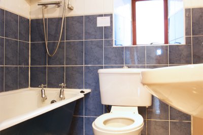 Bathroom at Keills Cottage