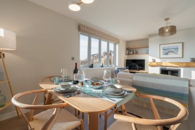 The sociable dining area with wonderful views