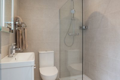 The first en-suite with walk-in shower
