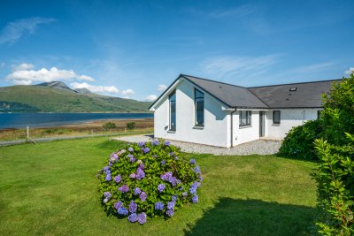 This high-spec cottage comes with every convenience, even an outdoor shower