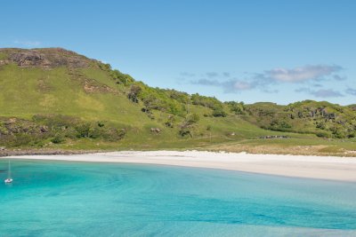 Calgary bay is a 10 min drive away