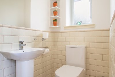 Useful cloakroom on the upper floor