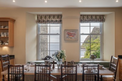 Watch the tides change as you cook and dine