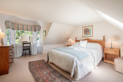 Find another double bedroom with sea views in the eaves