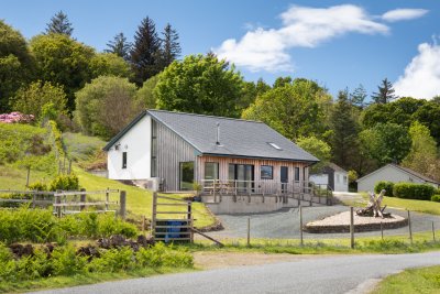 Purpose built sea view holiday cottage Craig Beag