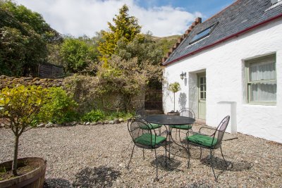 Courtyard at the rear - a great suntrap in the summer