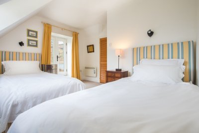 Twin bedroom in Craig Ben Cottage