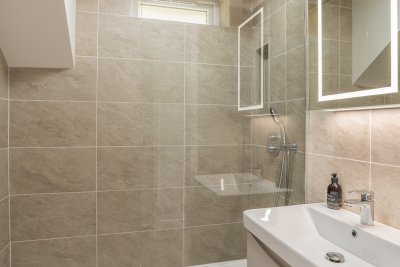 The family bathroom with large shower