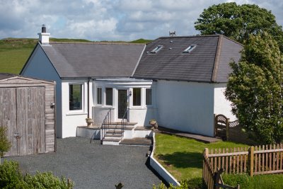 Arriving at Geat nan Croisean, with parking for up to two cars