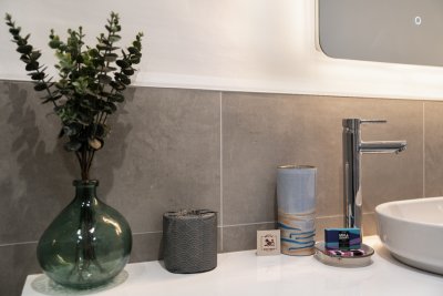 The family bathroom has been beautifully finished