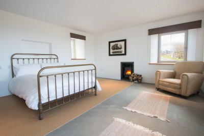 Ground floor double bedroom 