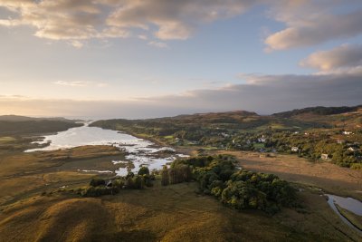 Half Moon House to the right, and it's stunning position by Loch Cuin