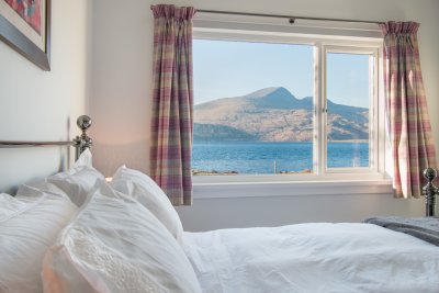 Wake up to amazing scenery