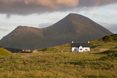 Kilbeg Lodge's exceptional setting in Glen Forsa