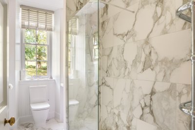 Larger parties will enjoy the luxury of three bathrooms and an additional ground floor W.C.