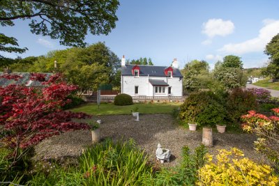 Lilybank Smiddy and gardens