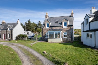 Approaching Maple Cottage