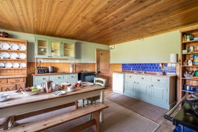 Spacious rustic kitchen well equipped for self catering
