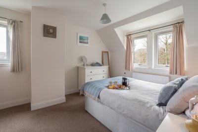 Natural woodland views for a peaceful escape.