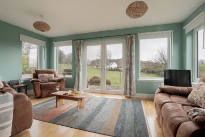 The second spacious living area with wonderful natural views.