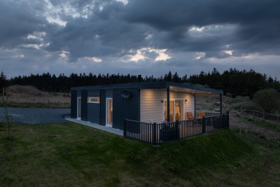 Dusk falls over Rowan Tree Lodge