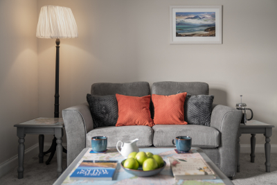 Make yourselves at home at Staffa