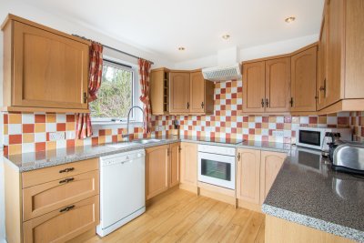 Fitted kitchen in Struan