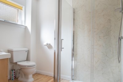 Shower room in Struan Cottage