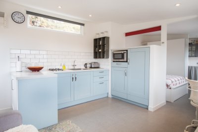 Fitted kitchen in the cabin