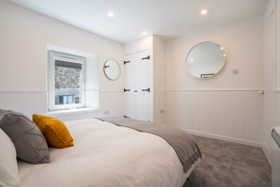 Double bedroom (standard sized bed) with built-in wardrobes