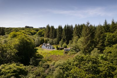 Totally private and feeling very remote, yet only a mile from the harbour in Tobermory