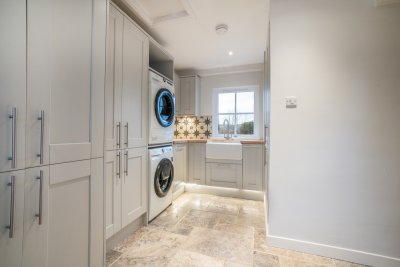 A useful laundry room with all the mod-cons you need to travel with ease