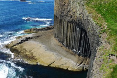 Visit Staffa on a boat trip to see Fingal's Cave
