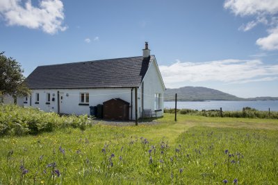 The house garden and sea views