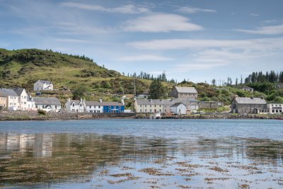 The village of Bunessan wraps around Loch na Lathaich