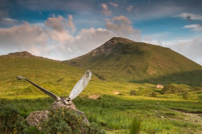 Memorial on the way to Tomsleibhe Bothy