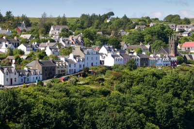 Argyll terrace in Tobermory, above the main street